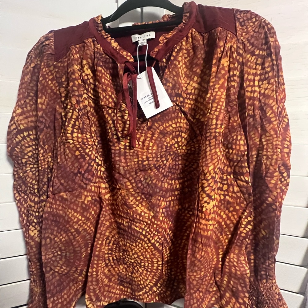 Stellah Red and Orange Swirl Blouse and Skirt